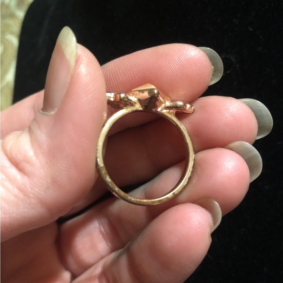 Rose Gold fashion pyramid ring - Picture 4 of 4
